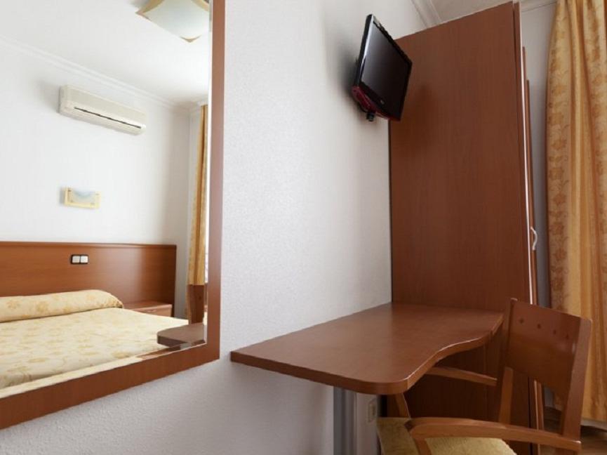 Hostal Jerez Madrid Ngoại thất bức ảnh