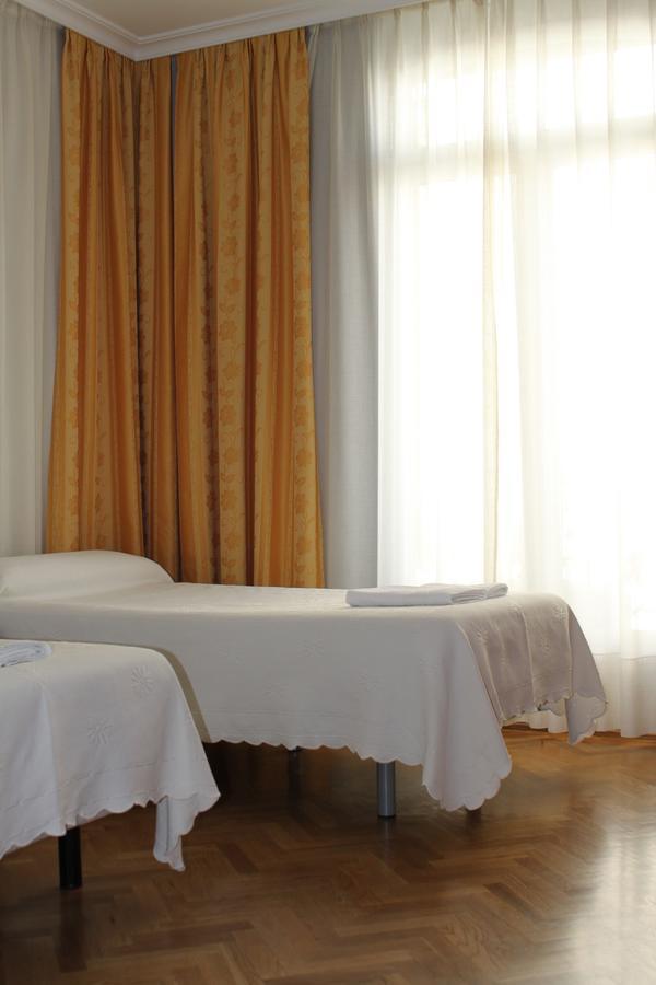 Hostal Jerez Madrid Ngoại thất bức ảnh